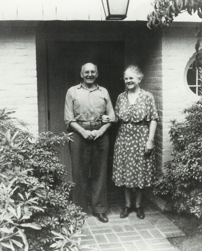 OrHi_Neg_6610-John_and_Lilla_Standing_at_the_Front_Door_of_Manor_House.jpg