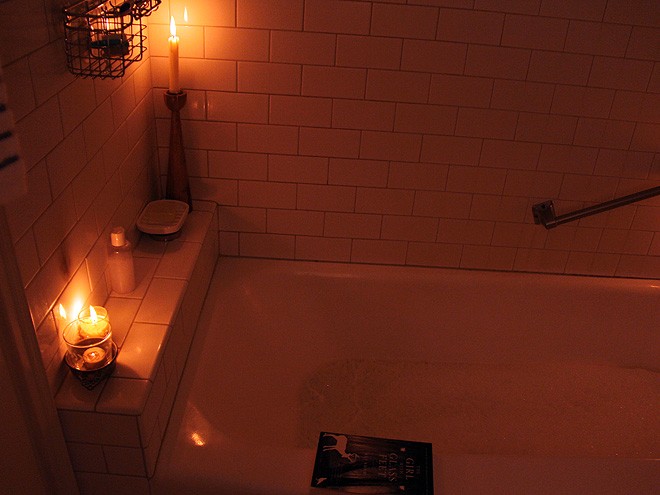 24Bathtime1