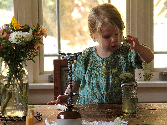12FlowerGirl1 12FlowerGirl1