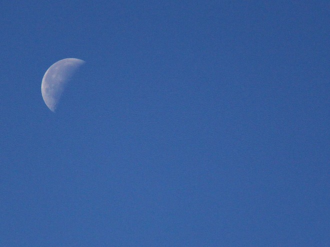 5Moon1