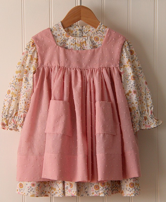 16Pinafore1