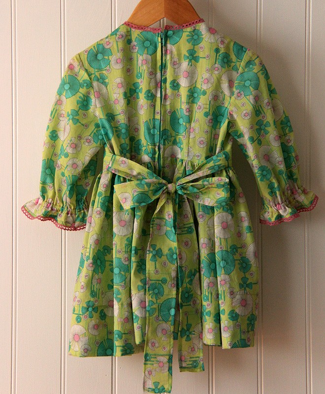 16GreenDress2