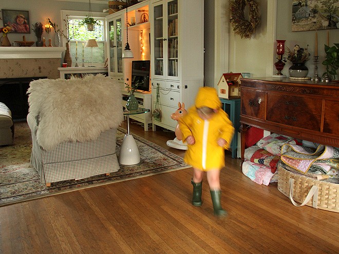 12Raincoat3 12Raincoat3