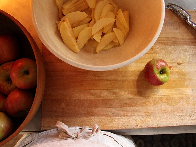 2Apples1