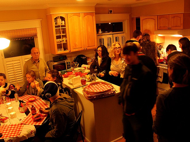 22Party7